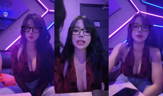 hiniitaa TikTok Live — Aug 22, 2026, 2:24 PM