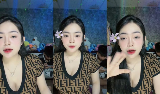 hoangtram2306 TikTok Live — Aug 21, 2026, 7:51 AM