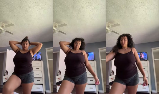 holasoyflavia TikTok Live — Sep 10, 2026, 4:56 PM