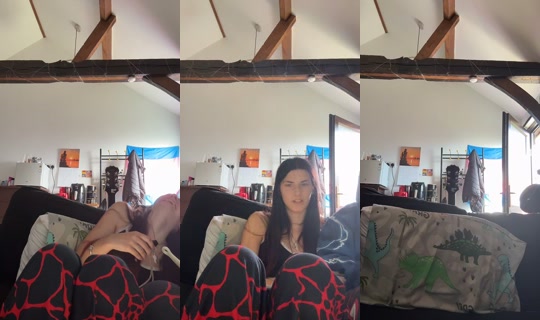 hollymay_2007 TikTok Live — Oct 6, 2026, 1:10 PM