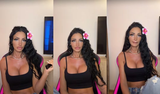 ich_klaudia TikTok Live — Aug 24, 2026, 2:22 PM