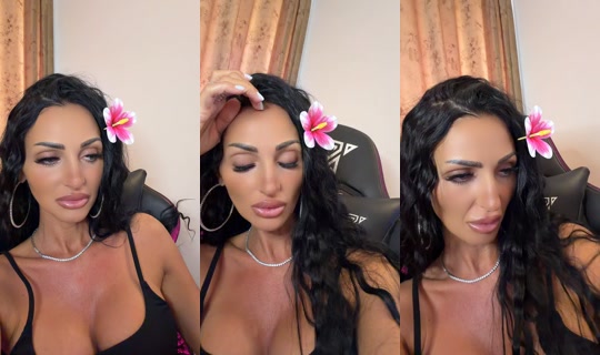 ich_klaudia TikTok Live — Aug 24, 2026, 2:51 PM