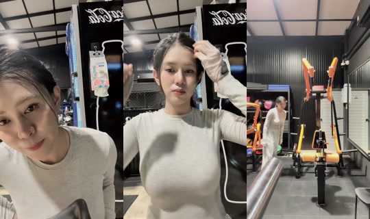 igkkhunploychom_ TikTok Live — Oct 3, 2026, 6:36 PM