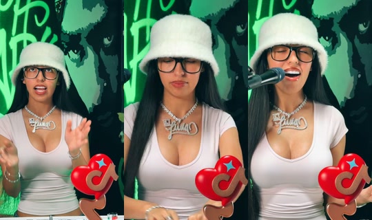 imdjlivia TikTok Live — Aug 30, 2026, 4:44 AM