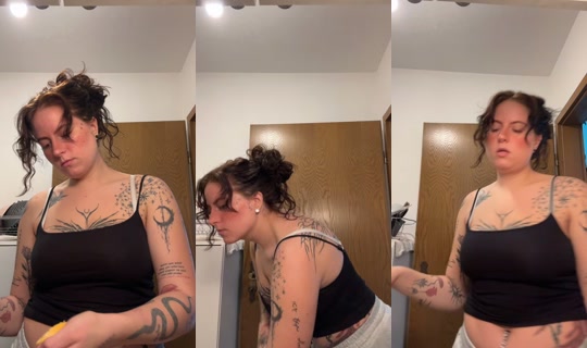 insideonehead TikTok Live — Aug 25, 2026, 10:45 AM
