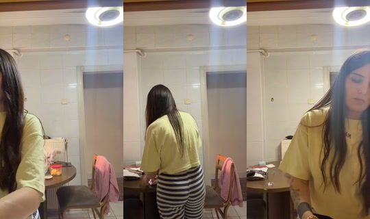 iremmm_aa TikTok Live — Aug 25, 2026, 3:11 PM