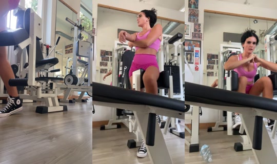 irene.mora_ TikTok Live — Oct 2, 2026, 2:09 PM