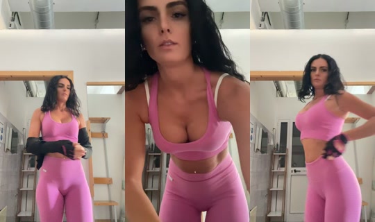 irene.mora_ TikTok Live — Oct 3, 2026, 7:06 AM