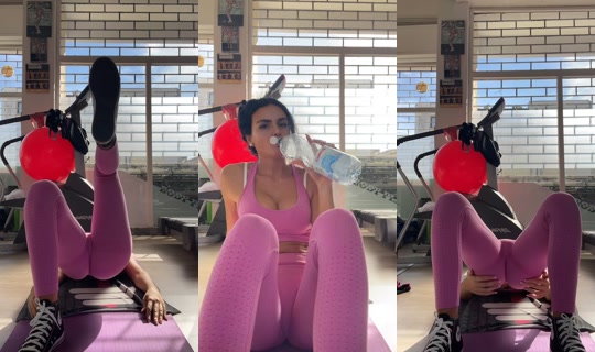 irene.mora_ TikTok Live — Oct 3, 2026, 9:10 AM