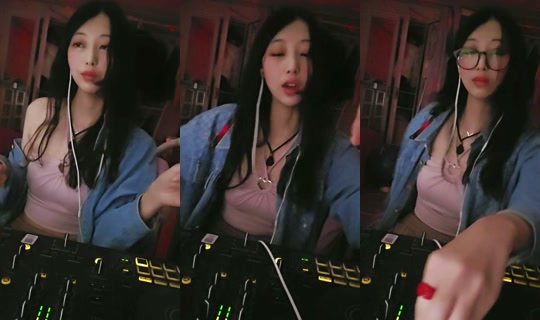 ist_queenshana TikTok Live — Oct 8, 2026, 7:23 PM