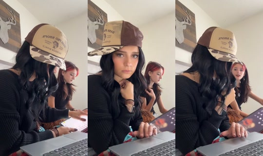 its.chloee18 TikTok Live — Oct 4, 2026, 8:08 PM