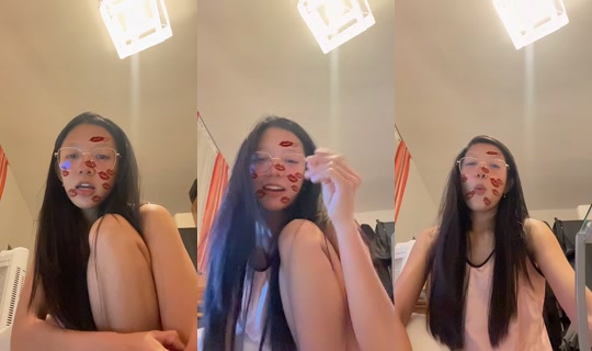 its.iinaaa TikTok Live — Aug 28, 2026, 10:33 PM