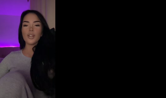 its.jovanas TikTok Live — Oct 4, 2026, 8:11 PM