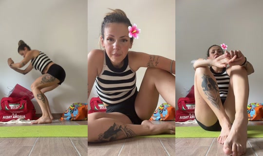 itselisabetta TikTok Live — Aug 21, 2026, 12:55 PM