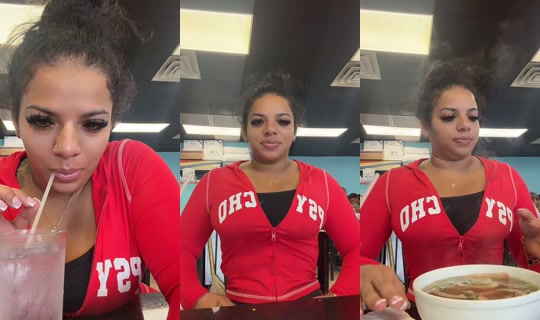 itsmikaylasaravia TikTok Live — Oct 8, 2026, 4:47 PM