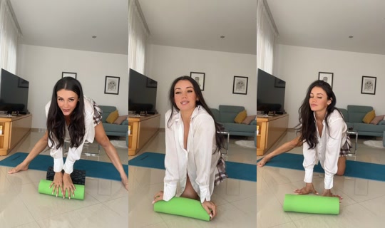 itszoyevan_ TikTok Live — Oct 4, 2026, 12:22 PM