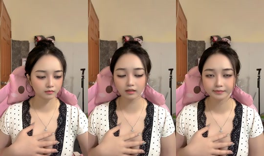 j.eh37 TikTok Live — Aug 23, 2026, 1:51 PM