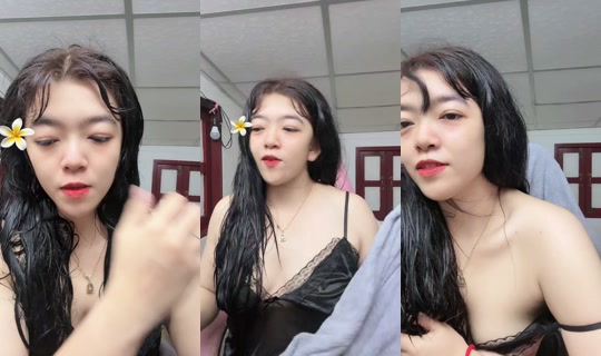 j1120641098 TikTok Live — Oct 4, 2026, 11:59 AM