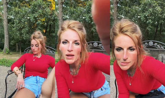 jacquelinefoxyfizz TikTok Live — Sep 1, 2026, 11:57 PM