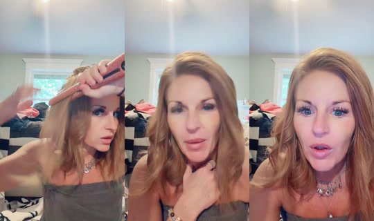 jacquelinefoxyfizz TikTok Live — Sep 29, 2026, 9:49 PM