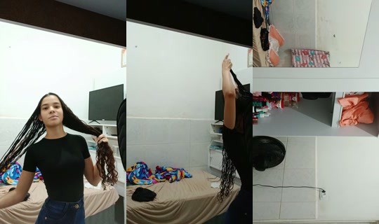 jade.szm TikTok Live — Sep 27, 2026, 9:02 PM