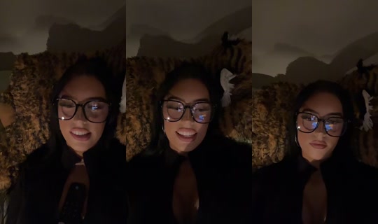 jadeskoupas TikTok Live — Aug 28, 2026, 10:18 AM
