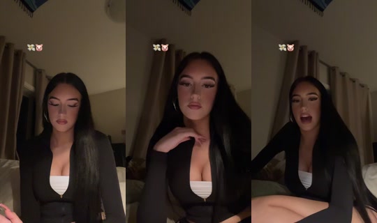 jadeskoupas TikTok Live — Aug 29, 2026, 10:56 AM
