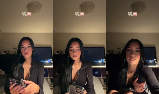 jadeskoupas TikTok Live — Oct 4, 2026, 10:24 AM