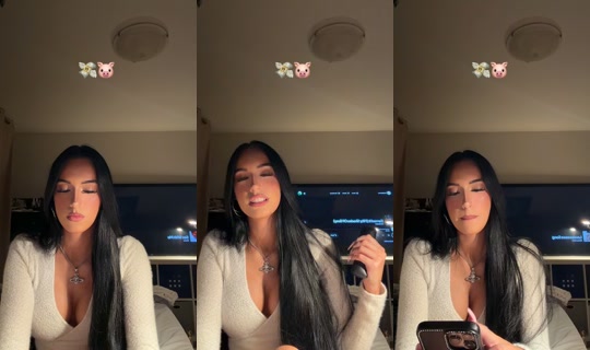 jadeskoupas TikTok Live — Oct 9, 2026, 11:10 AM