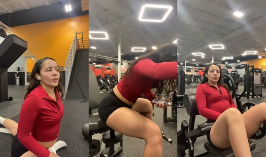 jaquislays TikTok Live — Aug 26, 2026, 7:36 PM