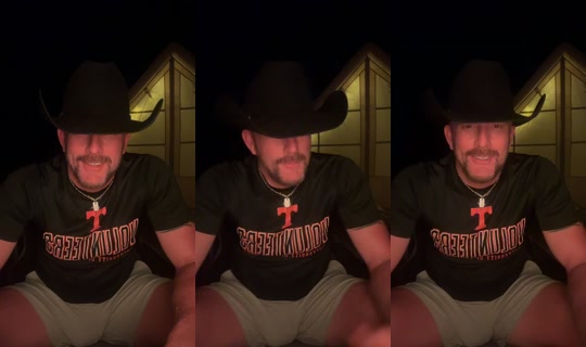 jdh_2026 TikTok Live — Sep 1, 2026, 3:32 AM