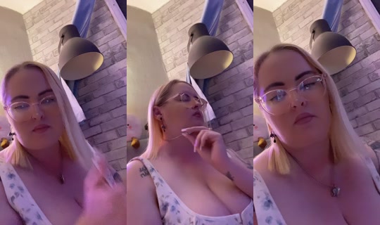 jessbabessx TikTok Live — Oct 3, 2026, 10:02 PM