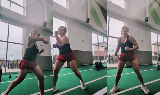 jessicaradcliffefitmom TikTok Live — Sep 30, 2026, 1:53 PM