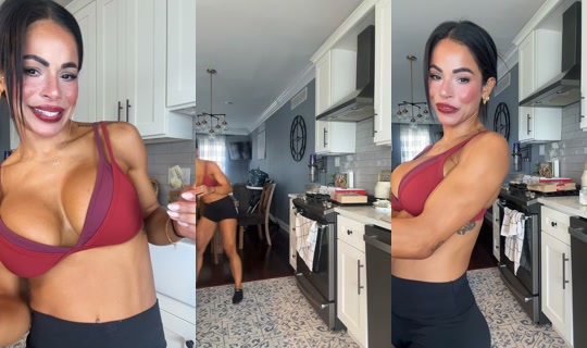 jessicastraface25 TikTok Live — Aug 31, 2026, 4:45 PM