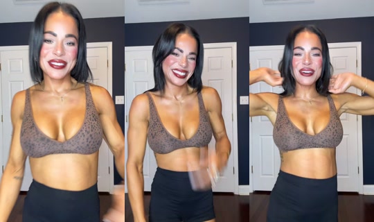 jessicastraface25 TikTok Live — Oct 2, 2026, 1:32 AM