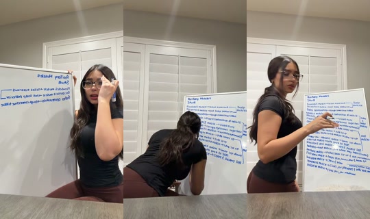 jezlyn.vega TikTok Live — Sep 25, 2026, 9:02 AM