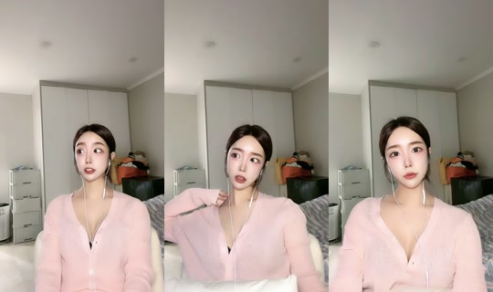 jin_melon TikTok Live — Oct 4, 2026, 10:33 PM