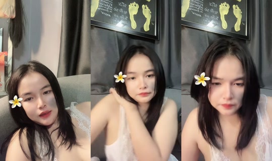 jomjamjomjam40 TikTok Live — Aug 23, 2026, 10:31 PM