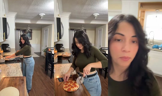 jrmargarita TikTok Live — Oct 4, 2026, 6:45 PM