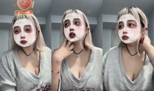 ju_09_09 TikTok Live — Oct 3, 2026, 7:36 PM