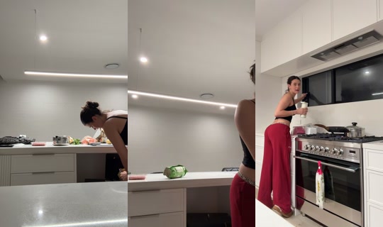 juilialambert TikTok Live — Aug 26, 2026, 11:02 AM