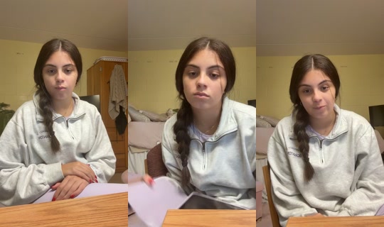 juliaisbomb.com TikTok Live — Sep 30, 2026, 9:49 PM