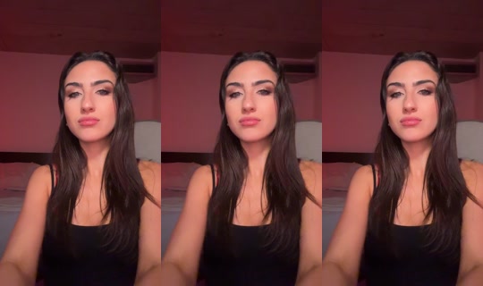 julivellaaa TikTok Live — Oct 4, 2026, 1:30 AM