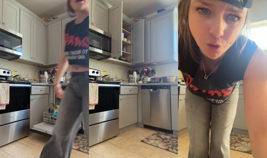 kapriisunzz TikTok Live — Oct 8, 2026, 9:40 PM
