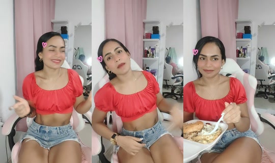 karolinillidge TikTok Live — Oct 4, 2026, 1:27 AM
