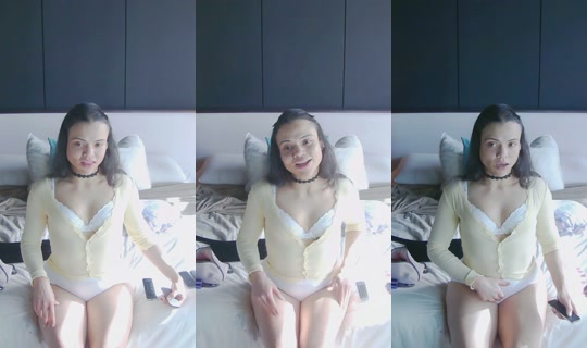 karollcorreat TikTok Live — Sep 9, 2026, 1:00 PM
