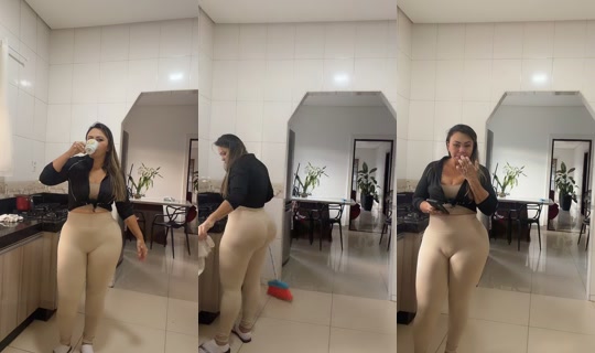 kemilygoncalves3 TikTok Live — Oct 4, 2026, 9:08 AM