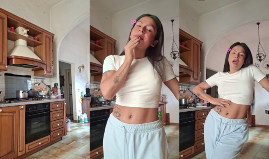 keyla25_04 TikTok Live — Oct 1, 2026, 3:04 PM