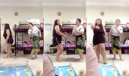 khalisaazahra866 TikTok Live — Oct 1, 2026, 7:45 PM