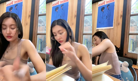 khuonchanok TikTok Live — Aug 26, 2026, 2:03 AM